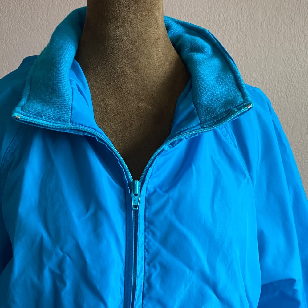 Eddie Bauer Women's Bright Blue Raincoat - Picture 2 of 8